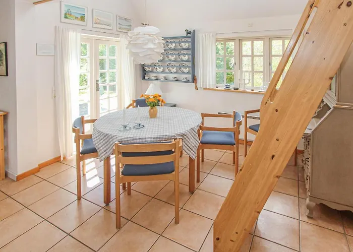 Amazing In Samso With 3 Bedrooms 度假居 *